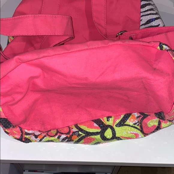 Drawstring Zebra Backpack - Picture 3 of 6